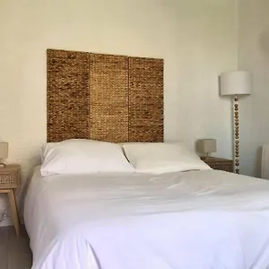 https://appartement-calme-et-chaleureux.fr-provencehotel.com